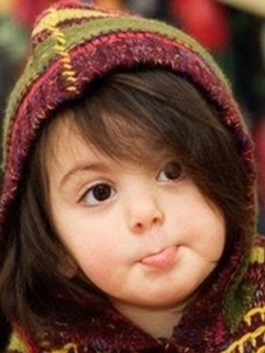 Download Cute baby girl - Sweet and cute girls for your mobile cell phone