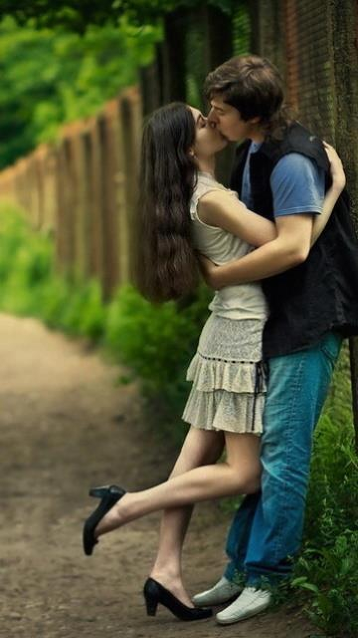 Download Passionate kiss of lovers - Miss you hd wallpapers for your mobile  cell phone