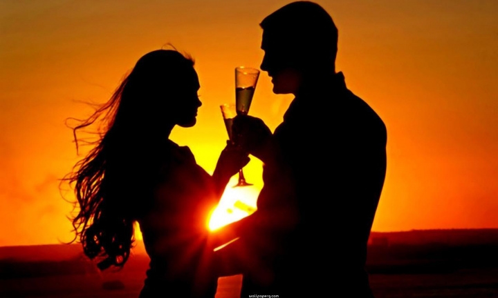Download Romantic couple in evening hd wallpaper - Romantic wallpapers for  your mobile cell phone