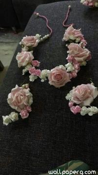 Beautiful floral jewellery for bride