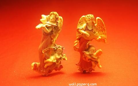 Angel gold statues