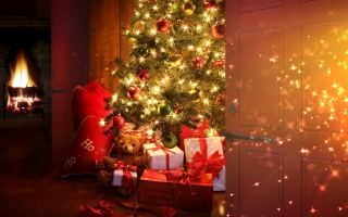 Christmas tree and presents