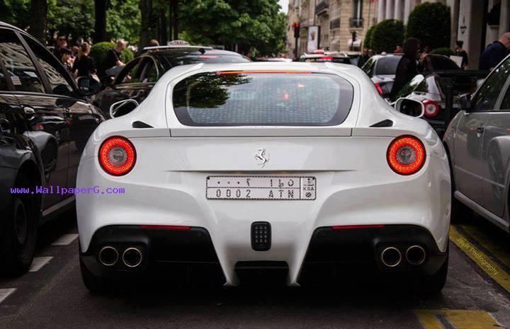 Ferrari f12