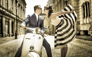 Vintage scooter vespa street boy girl kiss hd imag