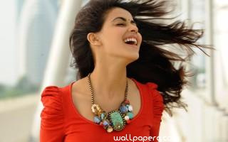 Genelia hd wallpaper for mobile & laptop