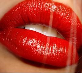 Hot lips hd wallpaper for laptop