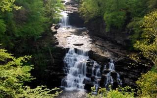 Falls of clyde