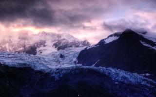 Glacier sunrise
