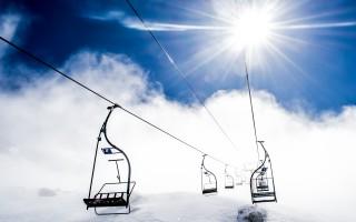 Mountain ropeway ski resort