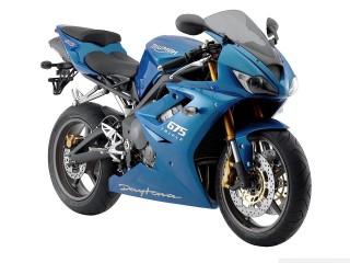 Triumph daytona 675 triple wallpaper