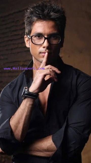 Download Shahid kapoor 00 - Cool actor images- For Mobile Phone