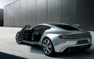 2010 aston martin one 77 2