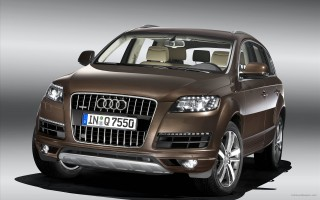 2010 audi q7 4