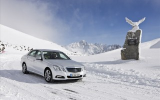 2010 mercedes benz e class 4matic 3