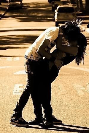 Kiss me back