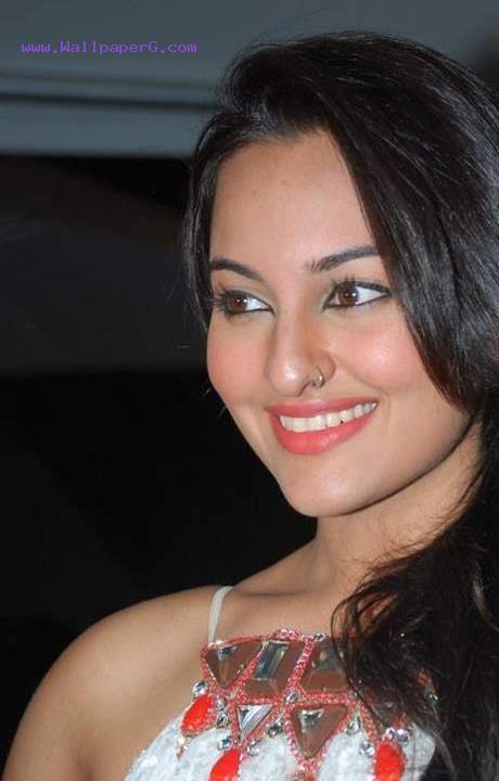 Sonakshi sinha 07