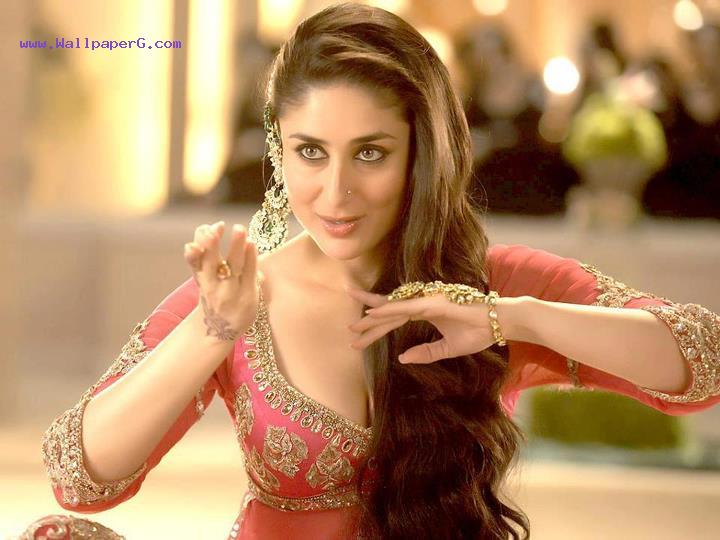 Kareena kapoor in agent vinod