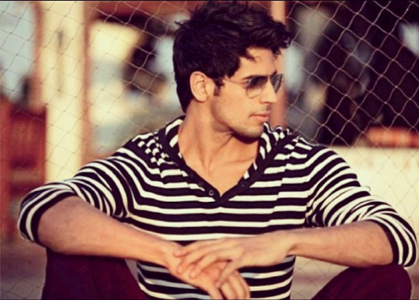 Download Siddharth malhotra 11 - Cool actor images for your mobile cell  phone