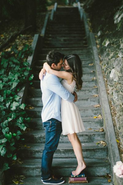 Download Romantic couple loving along the stairs wallpaper - Love and emotion for your mobile cell phone Download Romantic couple loving along the stairs wallpaper - Love and emotion for your mobile cell phone